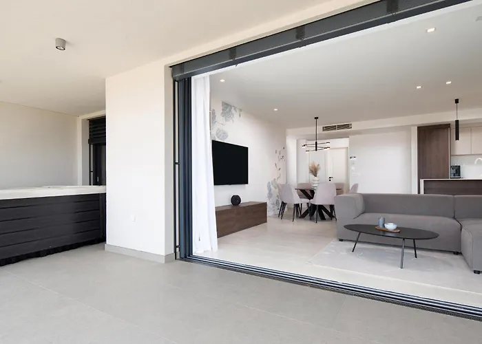 Nice Apartment In Malinska With Wi-Fi Daire Malinska