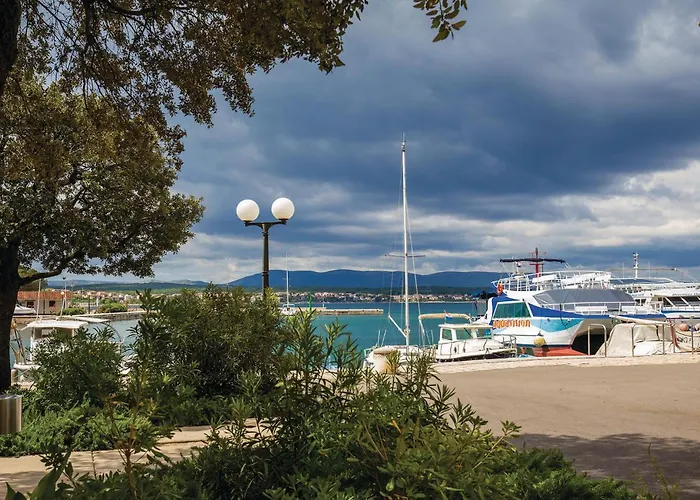 Nice Apartment In Malinska With Wi-Fi *